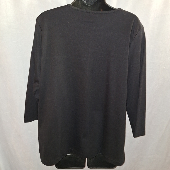 Colorblock Top with Embellishments - Picture 4 of 5